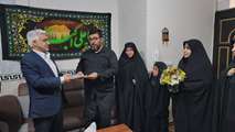 دیدار معاون بهداشت و درمان بنیاد شهید و امور ایثارگران با ۳خانواده شهید جنگ رمضان در شهرقدس
